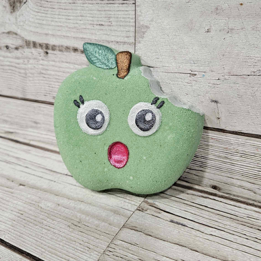 'Kawaii Apple' Bath Bomb